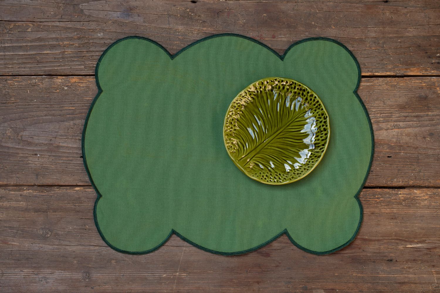 NIKE - Tovaglietta in puro cotone unito o stampato, sagomata rifinita con ricamo-2 pezzi