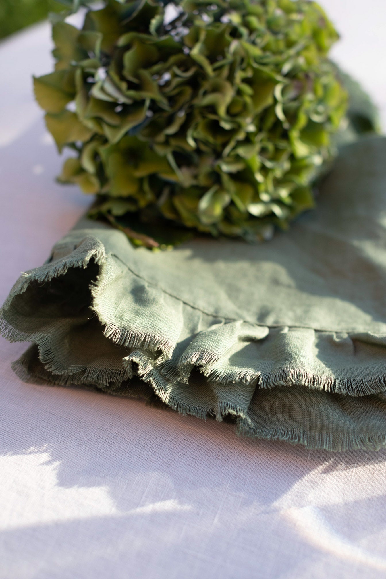 ARTEMIDE/ERA - Tovagliolo in puro lino lavato con rouche (2 pezzi)