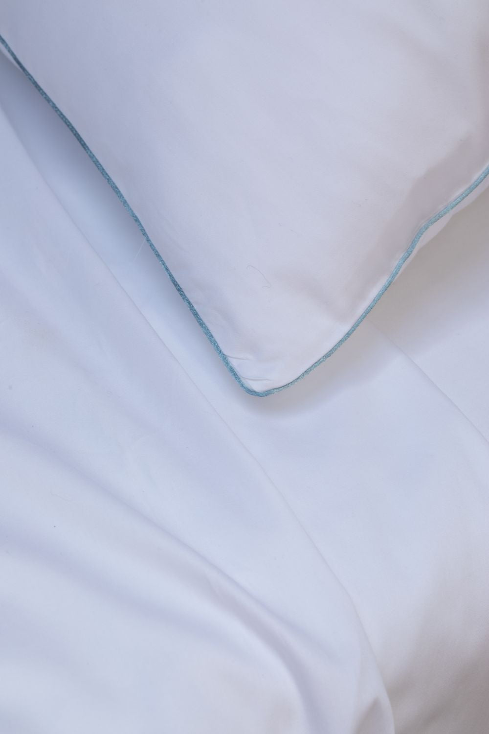 MAIA pure cotton satin pillowcase with colored (2 pieces)
